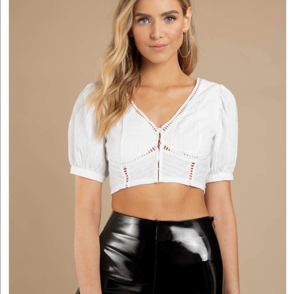 Tobi NWOT Balloon Sleeve Top